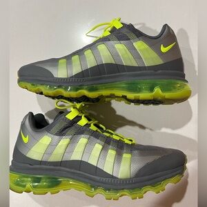 Nike air max 95 360 mens size 10. New perfect condition. Rare gray volt 2011